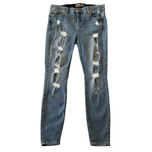 Torrid Denim Blue Jeans Bombshell Skinny Stretch Distressed